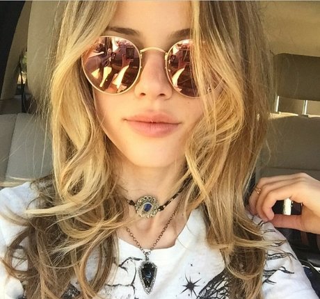 Nahá fotka uniklých OnlyFans od Halston Sage