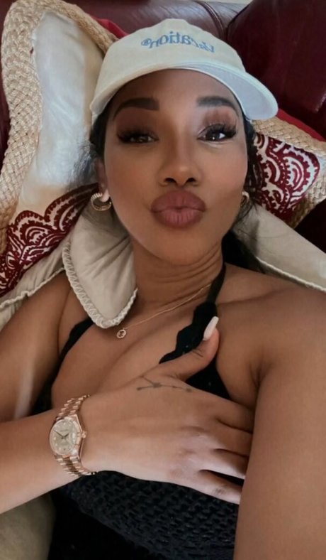 Candice Patton