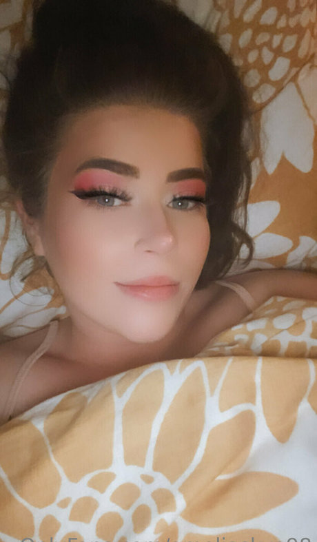 Ameliaskye98