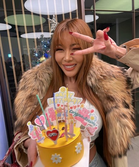 Womenkpop
