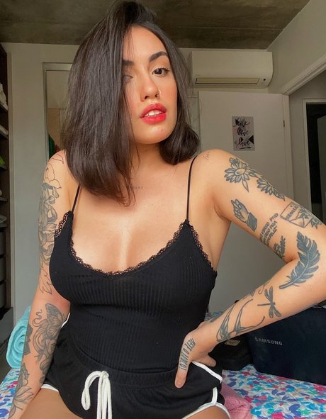 Naken lekkede OnlyFans-bilde av Vitoria Marcilio