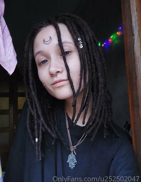 Nacktes geleaktes OnlyFans-Foto von Darkmoonrider
