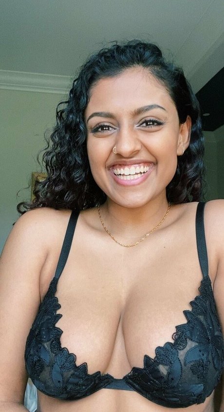 Yamini Nambimadom