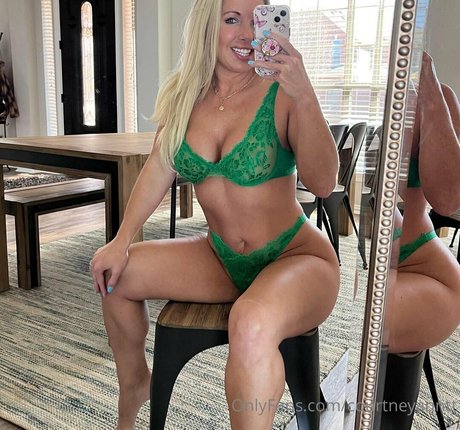 Courtneyanntt