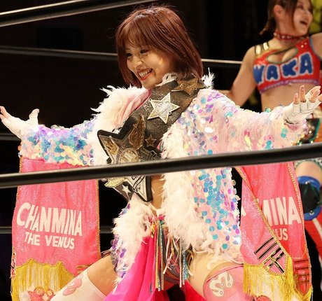 Mina Shirakawa