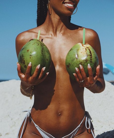 Tina Calamba  nude leaked OnlyFans photo
