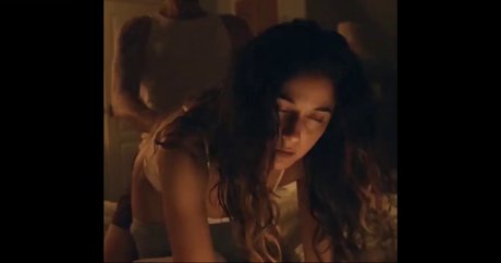 Naken lekkede OnlyFans-bilde av Emmanuelle Chriqui