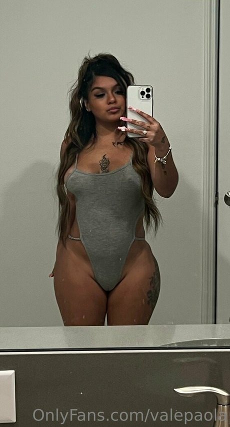 Naken läckt OnlyFans-bild av Valepaola