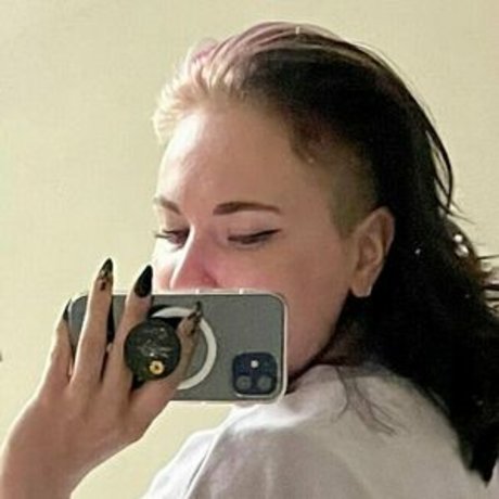 Alexxskye  nude leaked OnlyFans photo