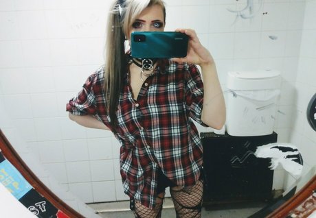 Nahá fotka uniklých OnlyFans od Kiwo