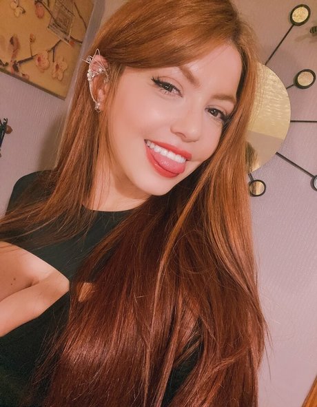 Nahá fotka uniklých OnlyFans od Ashleigh Coffin