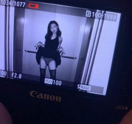 Nahá fotka uniklých OnlyFans od Yymage