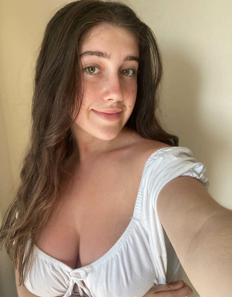 Itsmollyyyroseagain