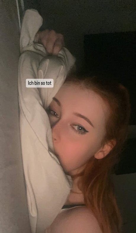 Nahá fotka uniklých OnlyFans od Kdrkitten
