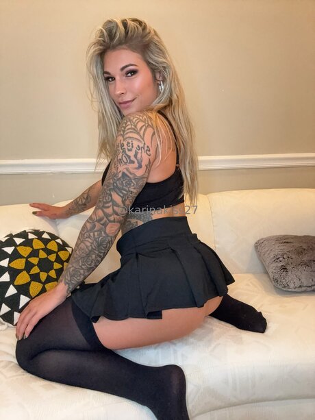Nahá fotka uniklých OnlyFans od Karinakiss27