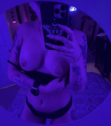 Emily Tokes
