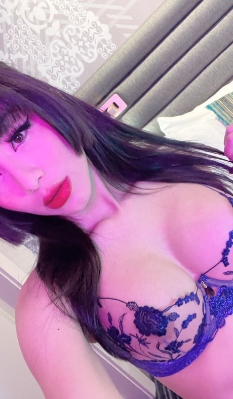 Arabella Kat