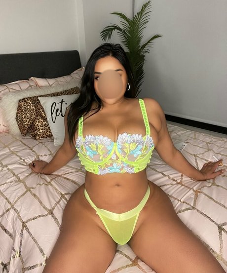 Nahá fotka uniklých OnlyFans od Pryadesi
