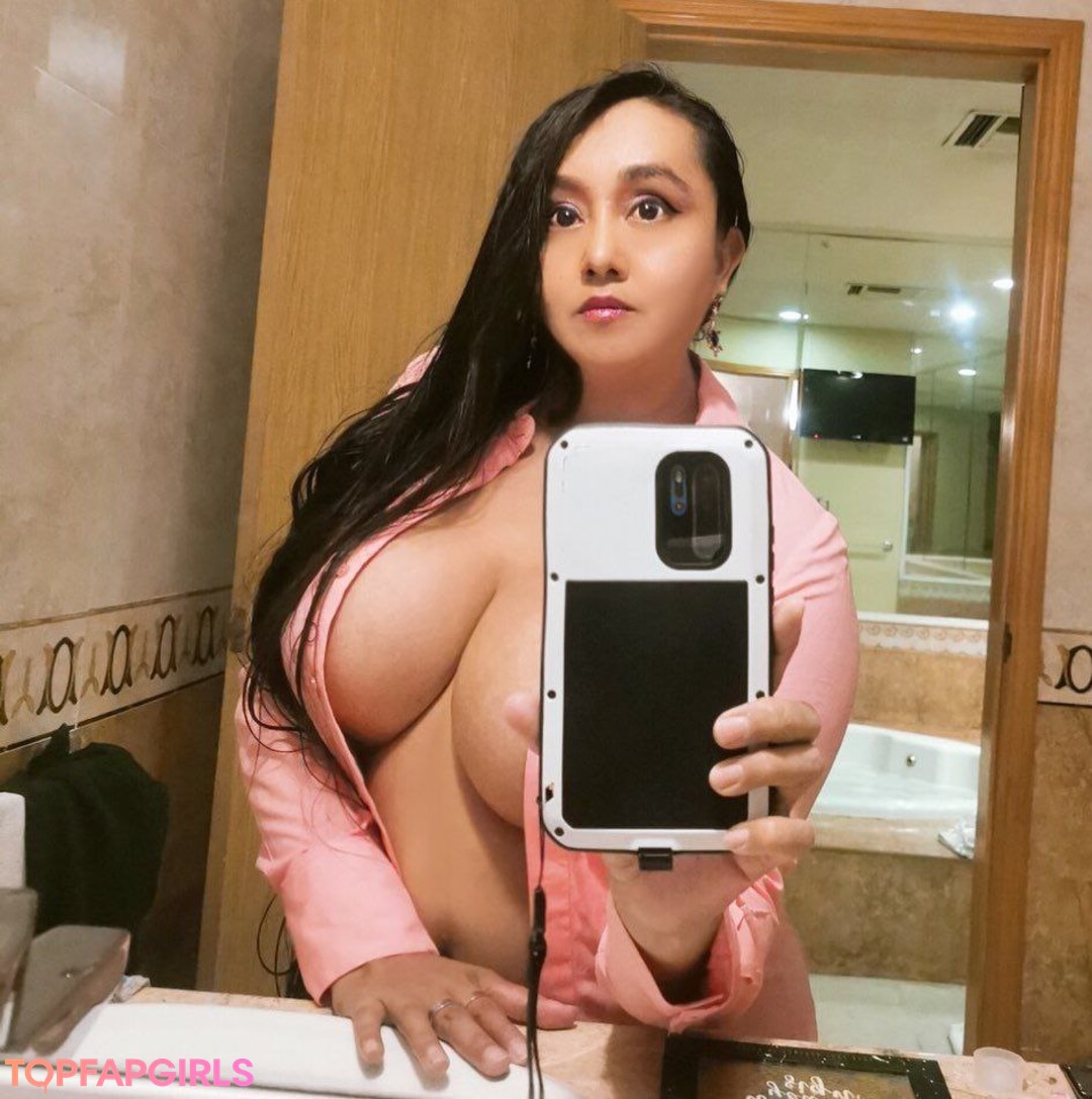 Naken lekkede OnlyFans-bilde av Mizuno Atena #857