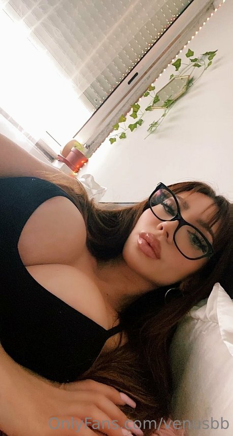 Naken läckt OnlyFans-bild av Venusbb