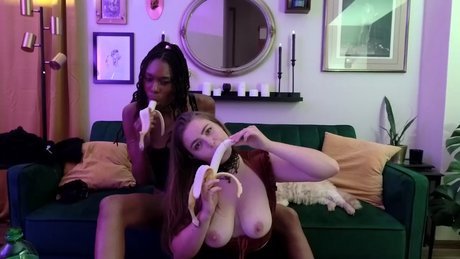 Alasti lekkinud OnlyFans-i pilt Awesomekate