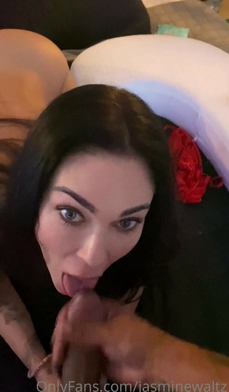 Photo nue de fuite OnlyFans de Jasmine Waltz