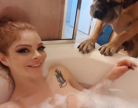 Nøgent lækket OnlyFans-billede af Candice Elizabeth