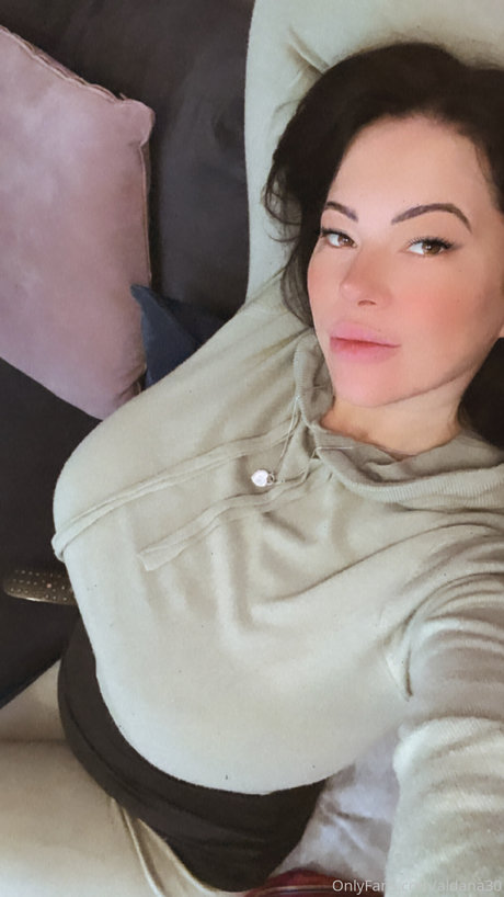 Nøgent lækket OnlyFans-billede af Rachel Aldana