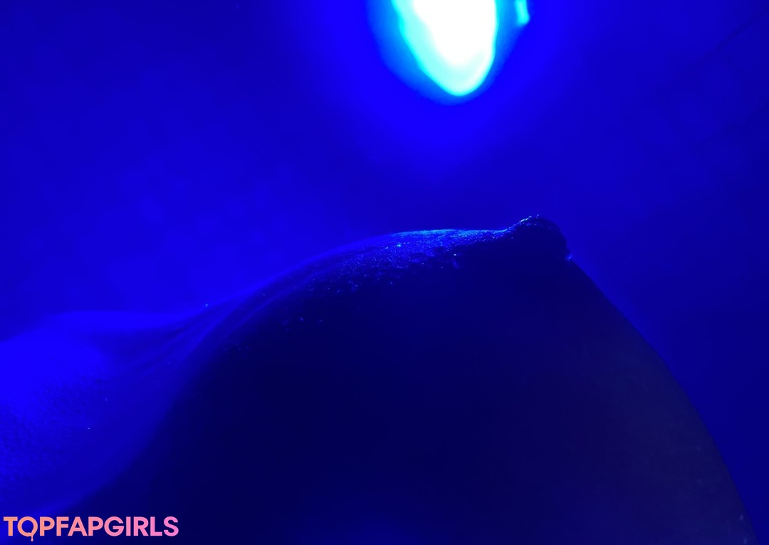 Nahá fotka uniklých OnlyFans od Evenink #2442