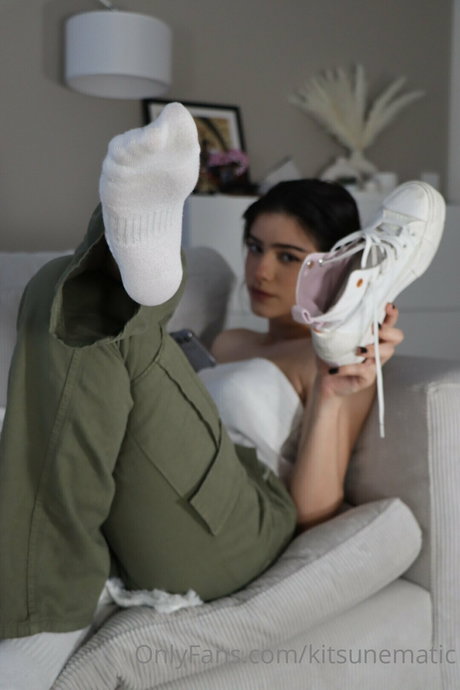 Nacktes geleaktes OnlyFans-Foto von Kitsunematic