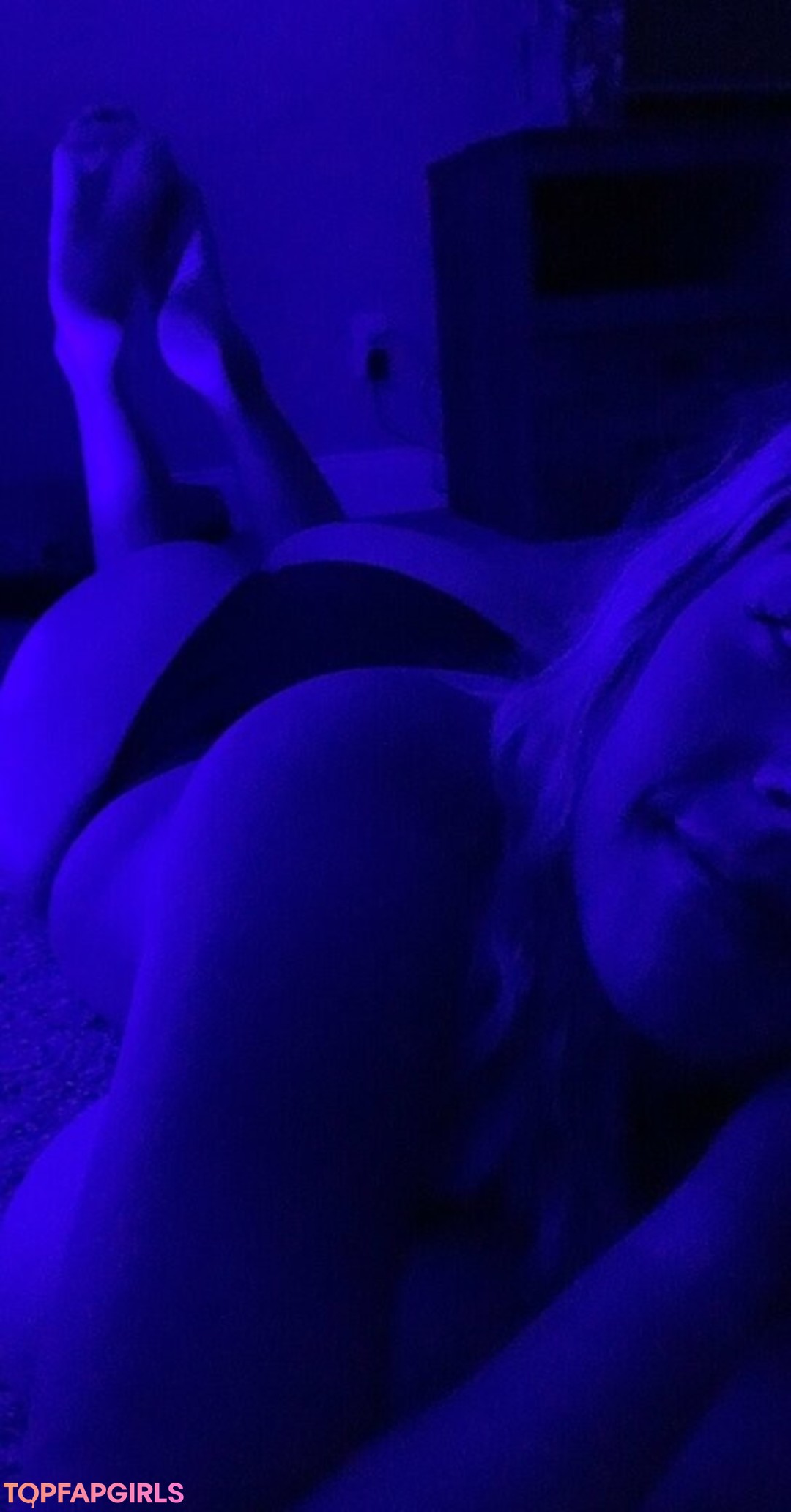 Nahá fotka uniklých OnlyFans od Whiptrax #1153