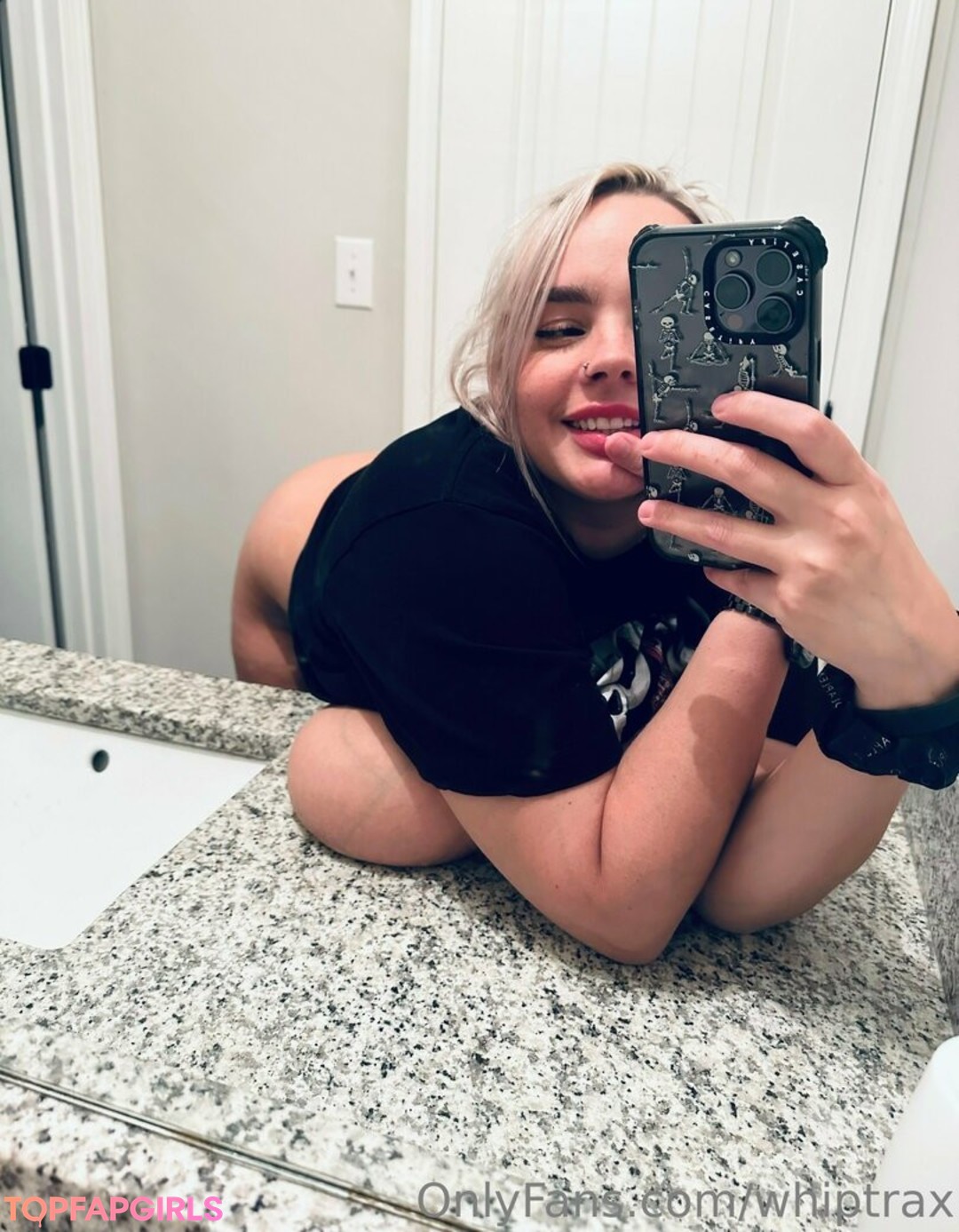 Nahá fotka uniklých OnlyFans od Whiptrax #1531