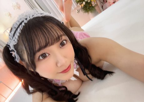 Hana Himesaki