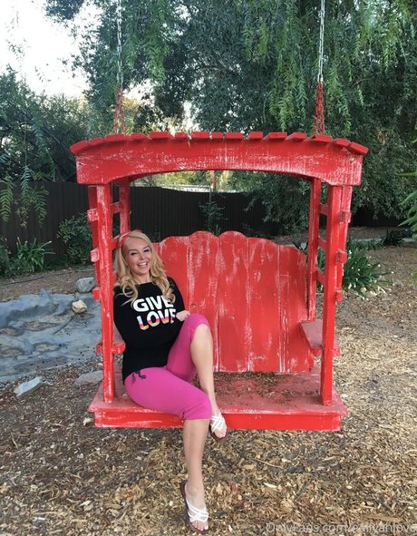 Aaliyahlove