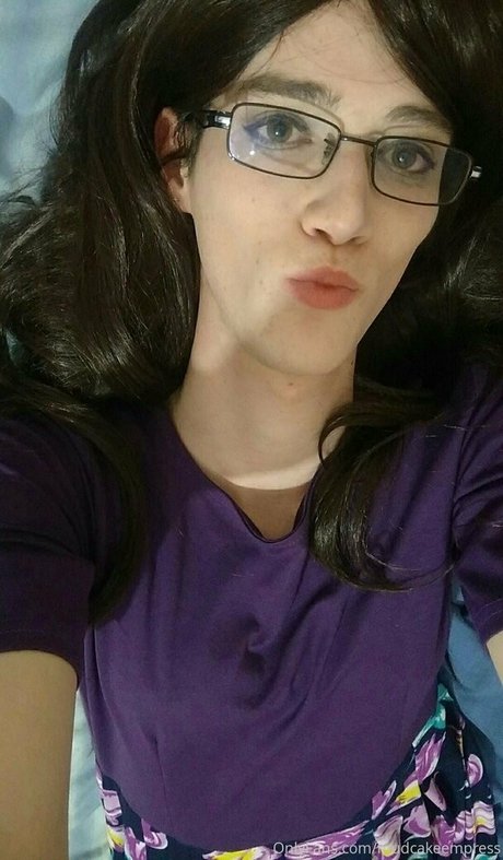 Naken lekkede OnlyFans-bilde av Mudcakeempress