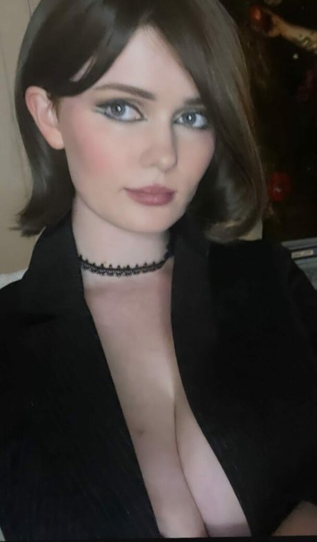 Avalon Warren