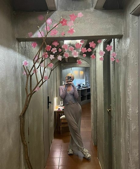 Nahá fotka uniklých OnlyFans od Alexandra Stan
