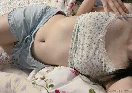 Photo nue de fuite OnlyFans de Somimi