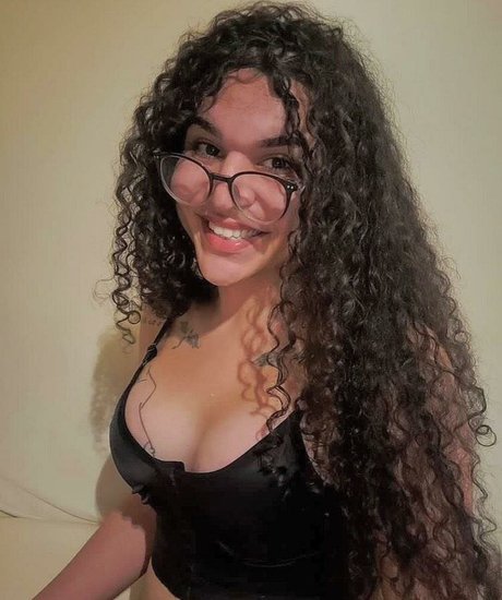 Nøgent lækket OnlyFans-billede af Juliana Veiga