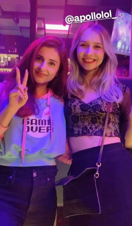 Anniefuchsia
