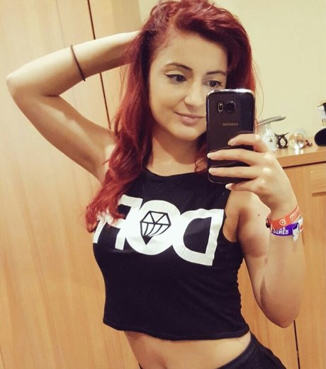 AnnieFuchsia