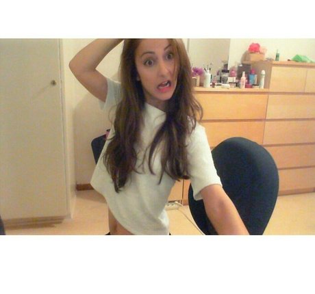 Anniefuchsia