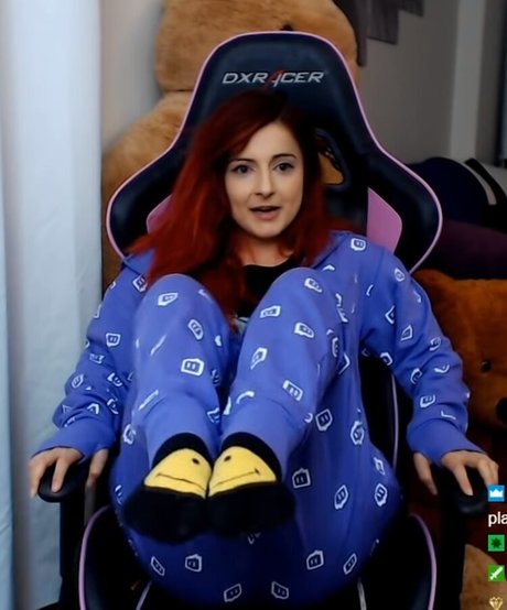 Anniefuchsia