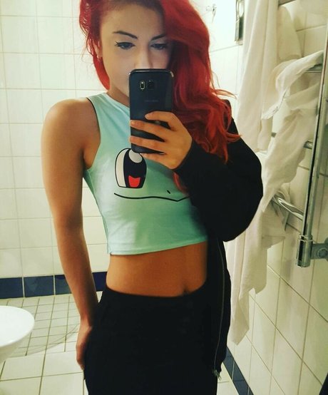 AnnieFuchsia