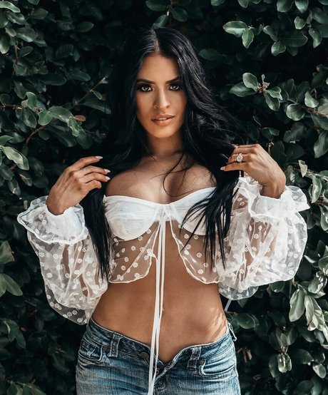 Zelina Vega