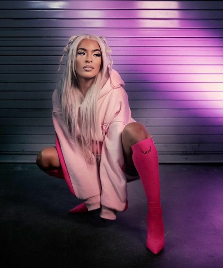 Nahá fotka uniklých OnlyFans od Zelina Vega