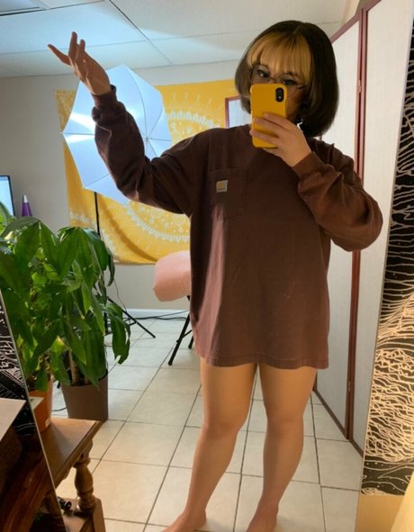 Glassesgf OnlyFans