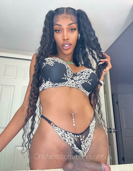 Baggyaltiffxxx