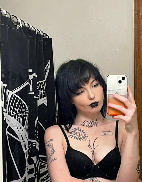 Yourhotmf