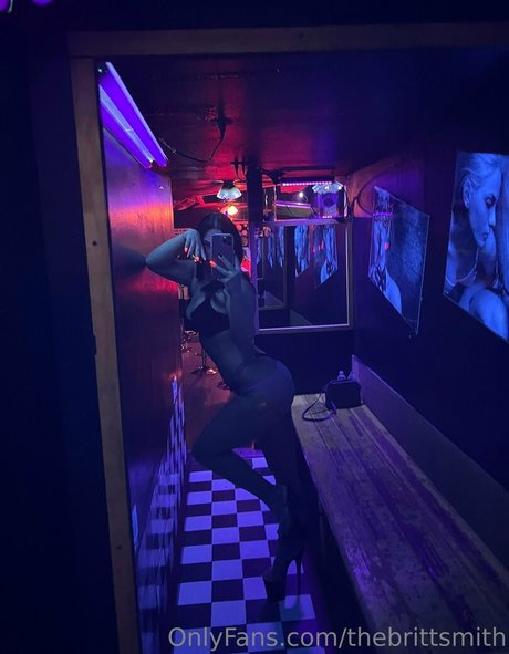 Nahá fotka uniklých OnlyFans od Thebrittsmith